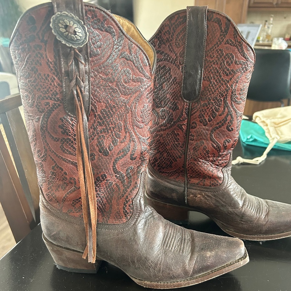 Shyanne Women's Cheyenne Western Boots - Snip Toe
